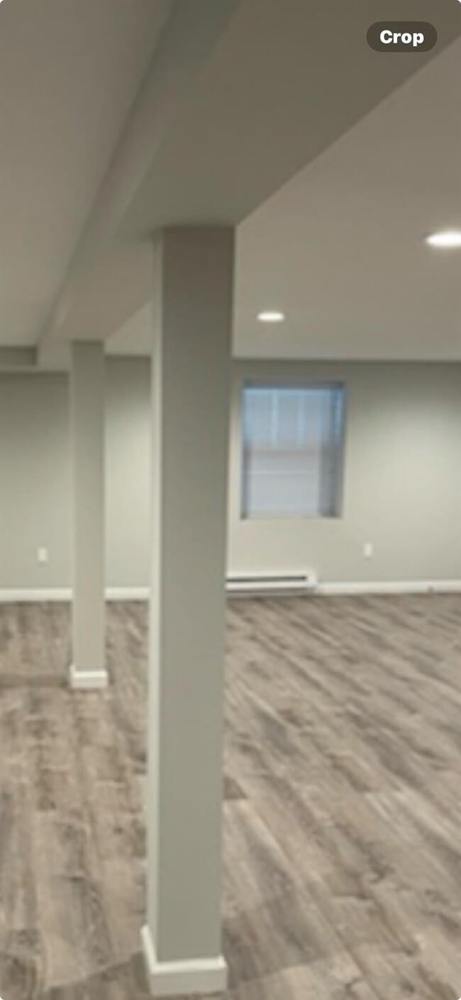 Building Photo - 4 Pell Ln