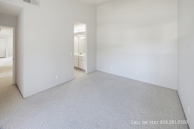 Building Photo - 9356 Twin Trails Dr