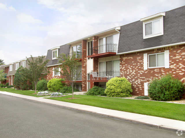 Primary Photo - Village Park at Eastborough