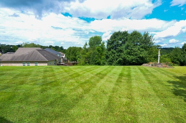 Building Photo - 205 Stecoah Ct