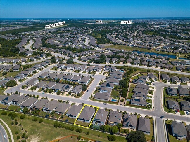 Building Photo - 404 Panzano Dr