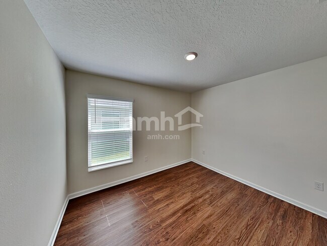 Building Photo - 4355 Seven Canyons Dr