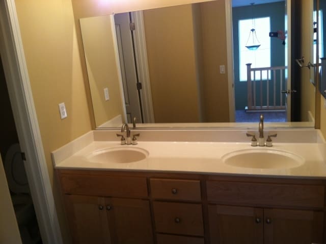 Building Photo - 760 Greentree Cir