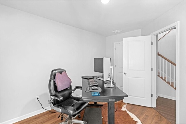 Building Photo - Move-In Ready Chic 3BR/2.5BA Brightwalk Ho...