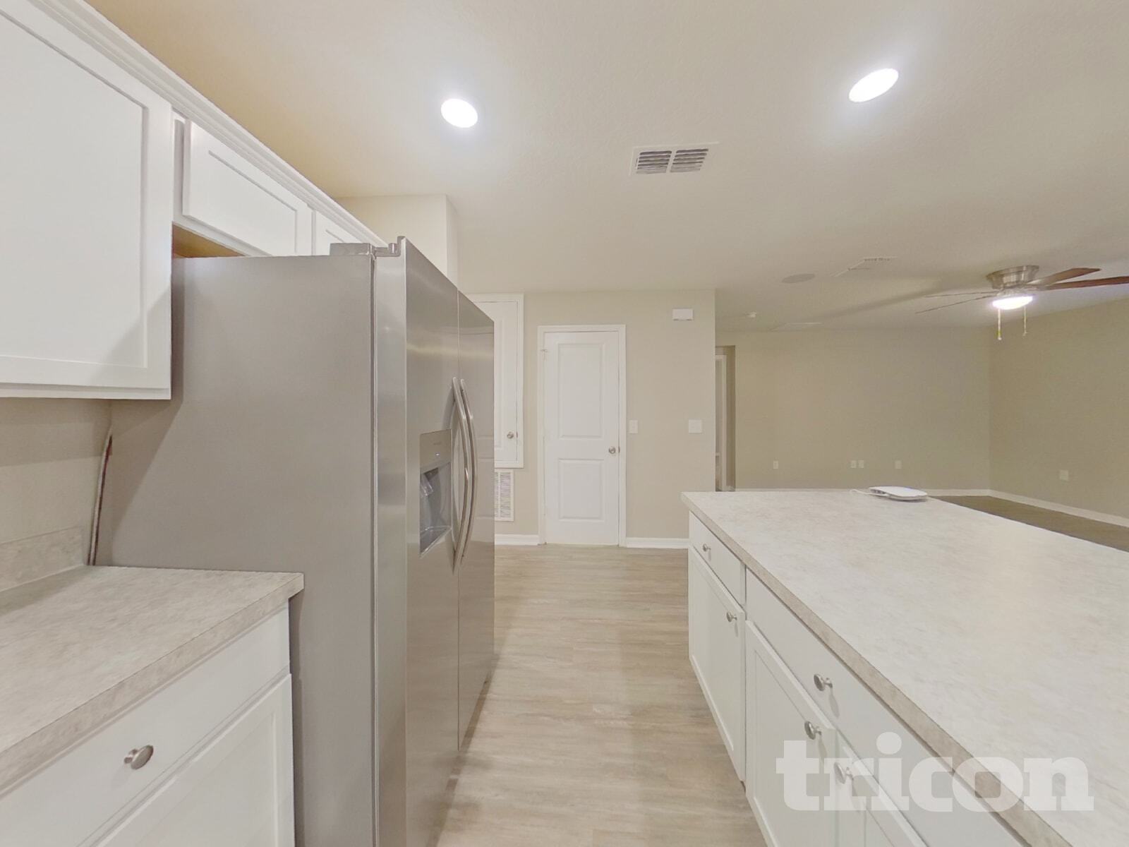 Building Photo - 1725 Garden View St