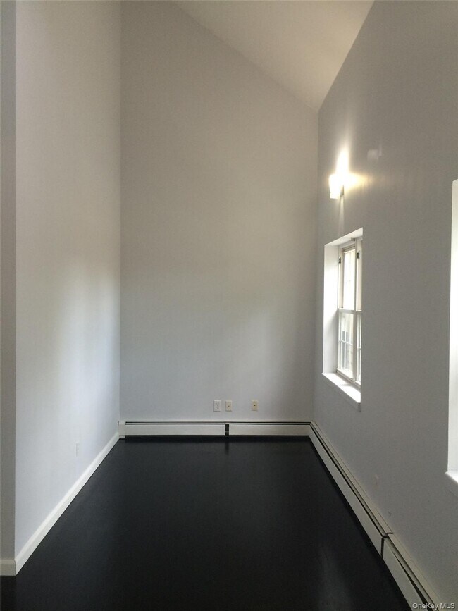 Building Photo - 97-56 105th St