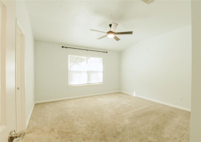 Building Photo - 17506 Bottle Springs Ln