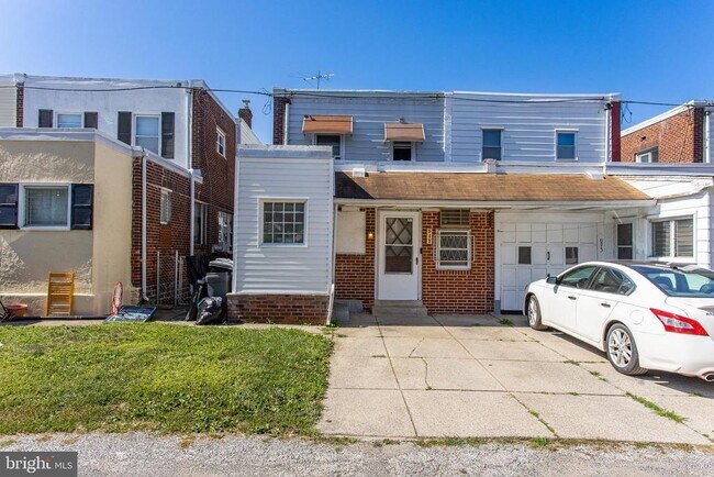 Building Photo - 947 Duncan Ave