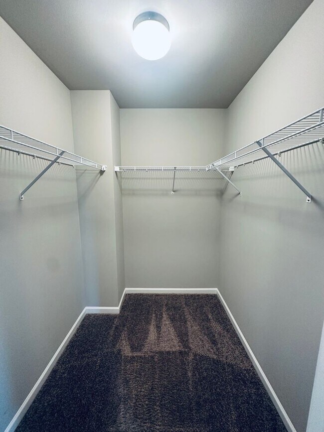 Building Photo - 111 Catskill Ln
