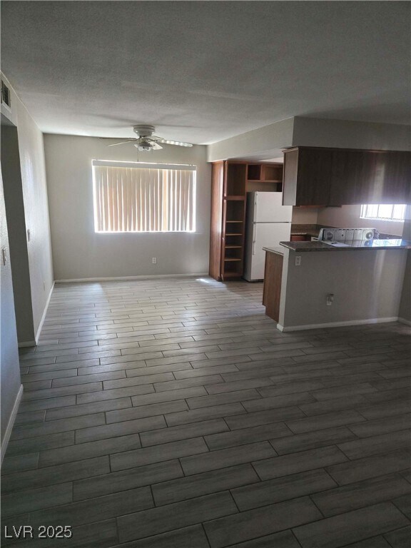 Building Photo - 7200 W Pirates Cove Rd