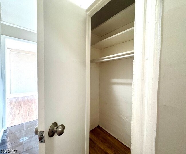 Building Photo - 96 Quitman St