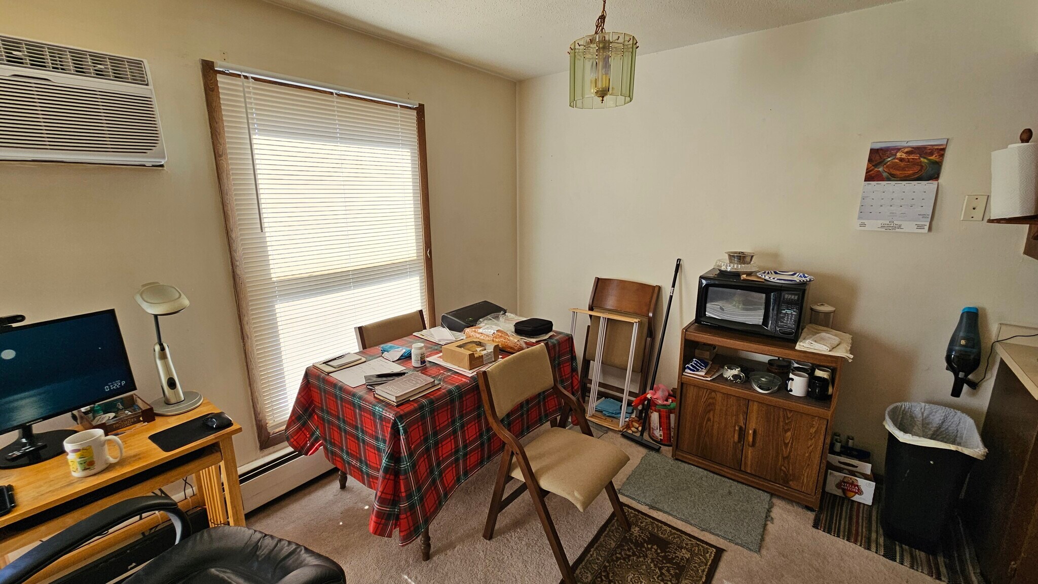 Building Photo - 812 9th Ave S