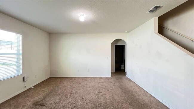 Building Photo - 3670 Maidencain St
