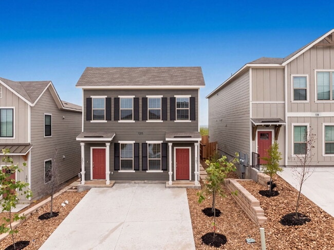 Building Photo - New Construction. Immediate Move In