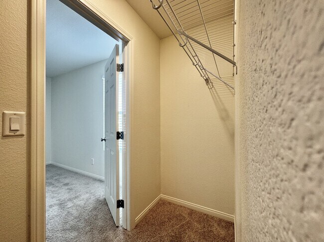 Building Photo - 4258 Tarim St
