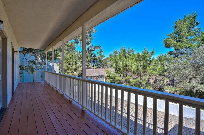 Building Photo - 815 Alice St