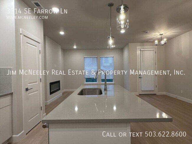 Building Photo - 3314 SE Farrow Ln