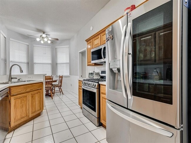 Building Photo - 2608 Southern Hills Dr