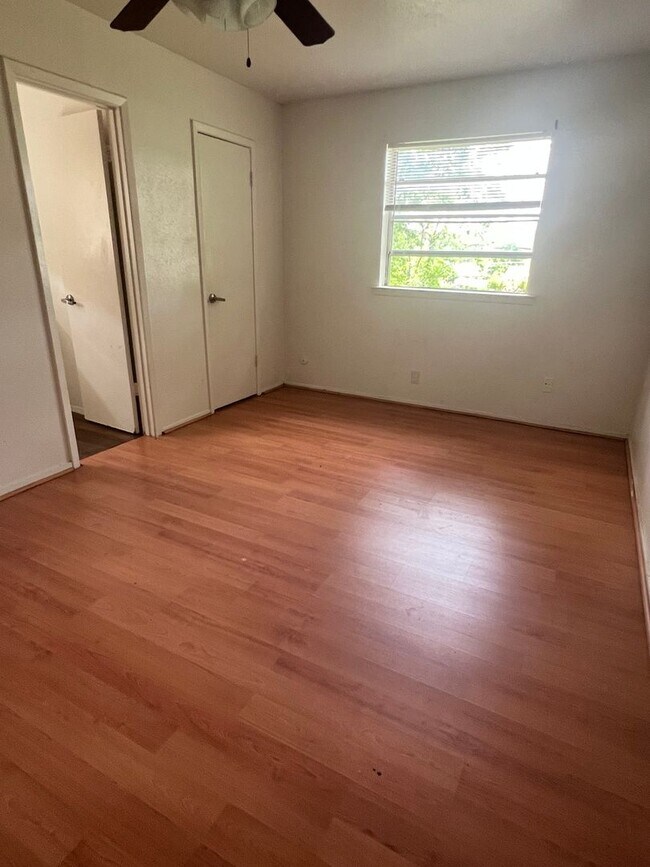 Building Photo - Affordable Comfort 3 Bedroom with 1.5 Bath Home