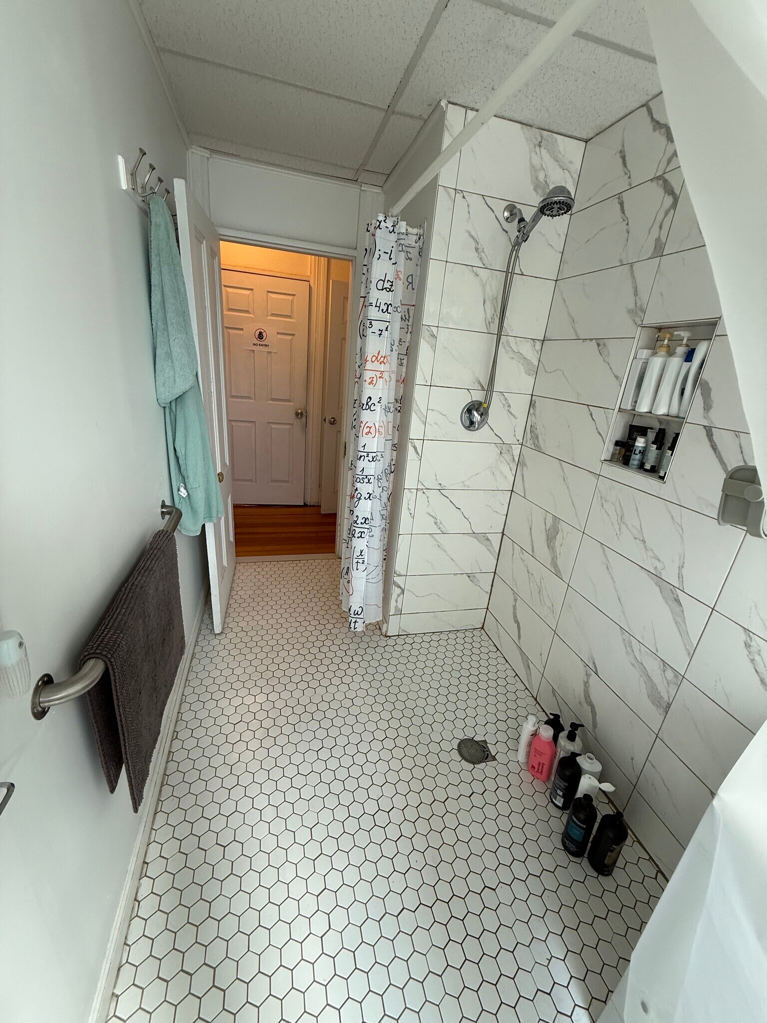 Building Photo - 268 Broadway