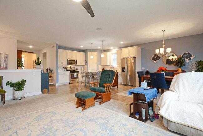 Building Photo - Impressive Walk-Out Rambler in Lake Elmo!