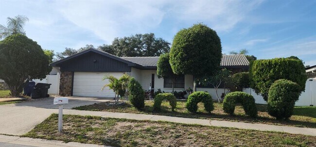 Building Photo - 11557 124th Terrace N
