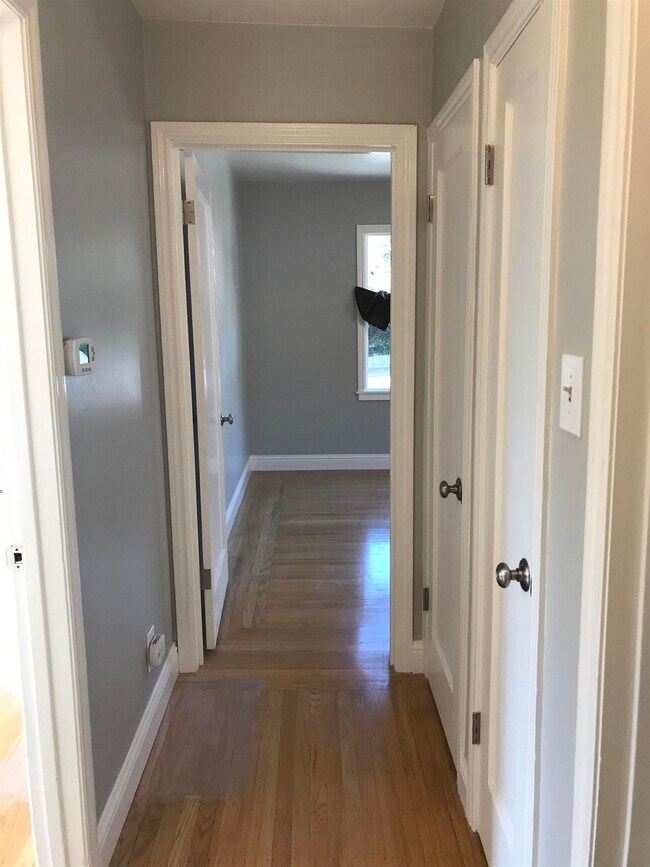 Building Photo - 7630 Terrace Dr