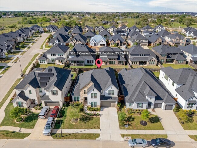 Building Photo - 32018 Crested Knl Ct