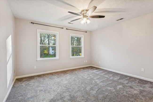 Building Photo - Quiet Coastal VA Yorktown Rental Near Bases