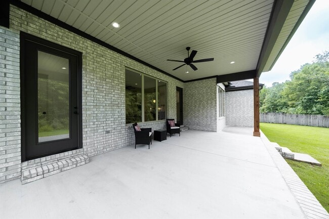 Building Photo - 14509 Stonebrook Ln