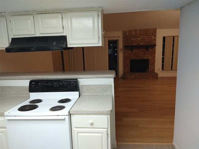 Building Photo - 11022 Longtom Ct