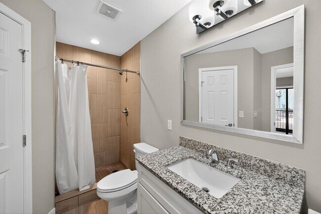 Building Photo - 935 La Posada Dr