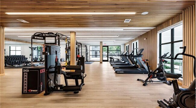 Building Photo - 5902 Westminster Dr