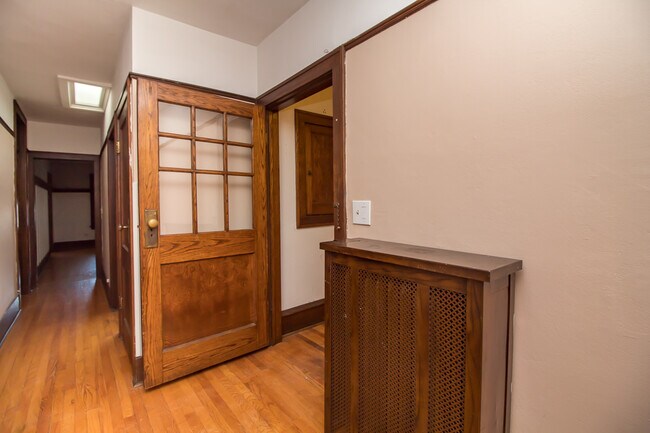 Building Photo - 71 N Williams St