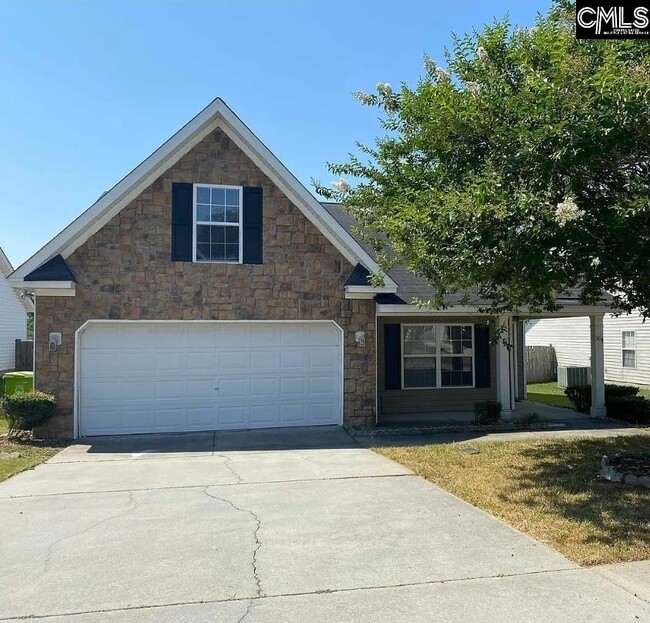 Primary Photo - 304 Fox Squirrel Cir