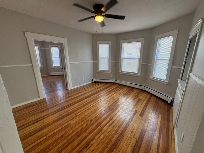 Building Photo - 58 Pilling St