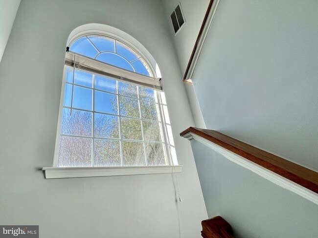 Building Photo - 10600 Elizabeth Parnum Pl