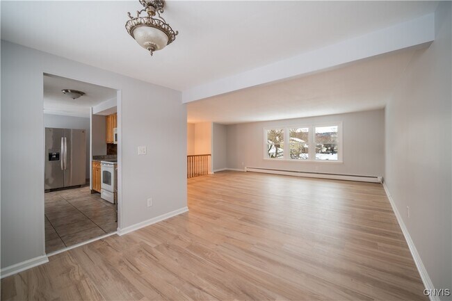 Building Photo - 4618 Brickyard Falls Rd