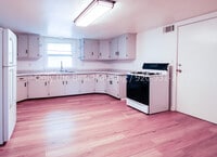 Building Photo - 919 Wright St