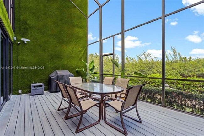 Building Photo - 6124 Paradise Point Dr