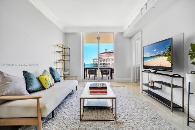 Building Photo - 7154 Fisher Island Dr