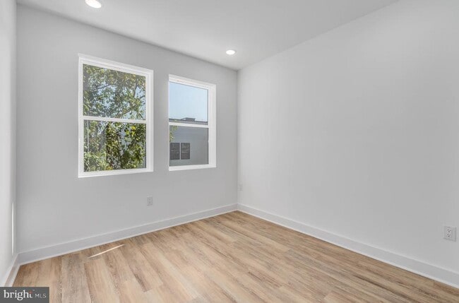 Building Photo - 2331 N 16th St