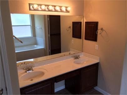 Building Photo - 1098 Giberson Way