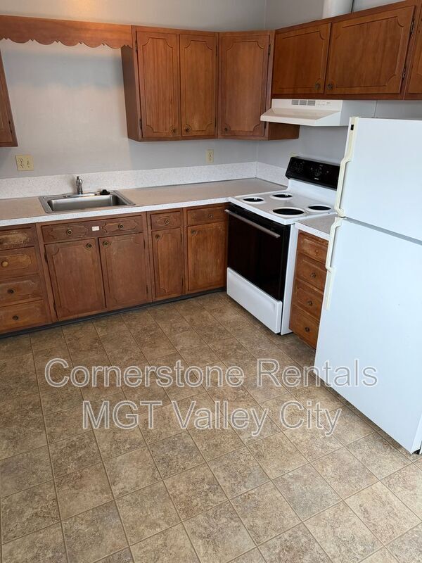 Building Photo - 807 3rd St SW