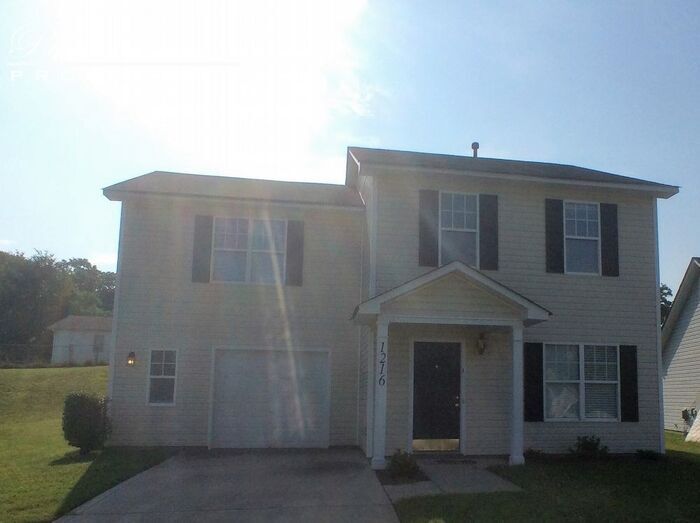 Primary Photo - 1216 Bicycle Ct