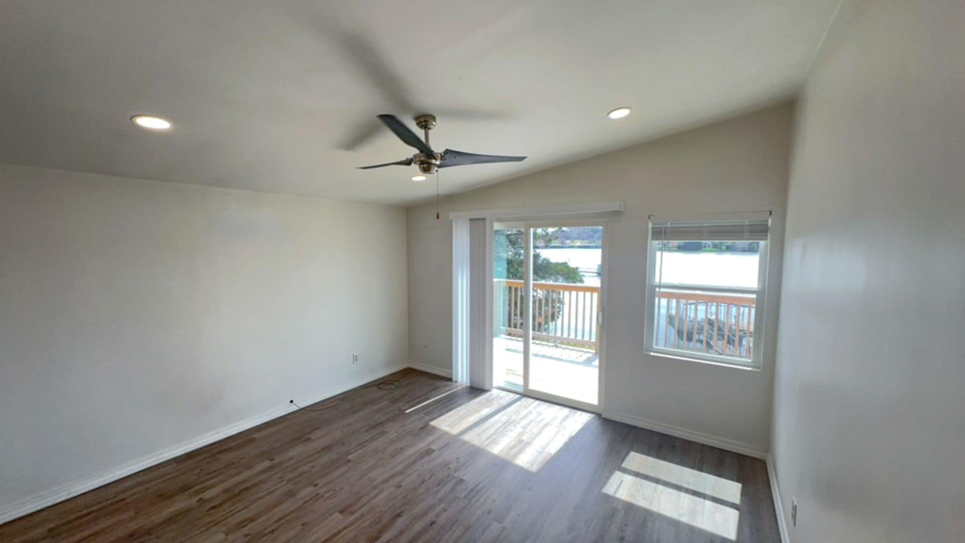Building Photo - 732 Bonaire Rd
