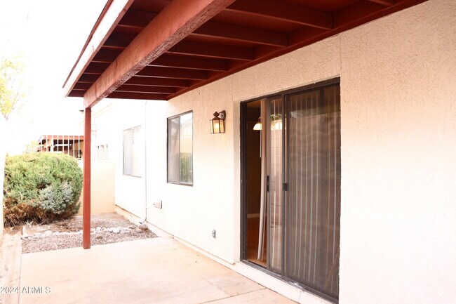 Building Photo - 4511 Buena Loma Way