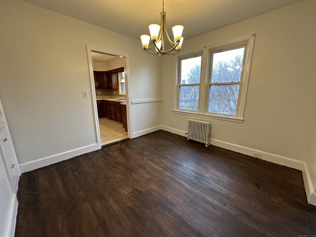 Building Photo - 403 Wayne St