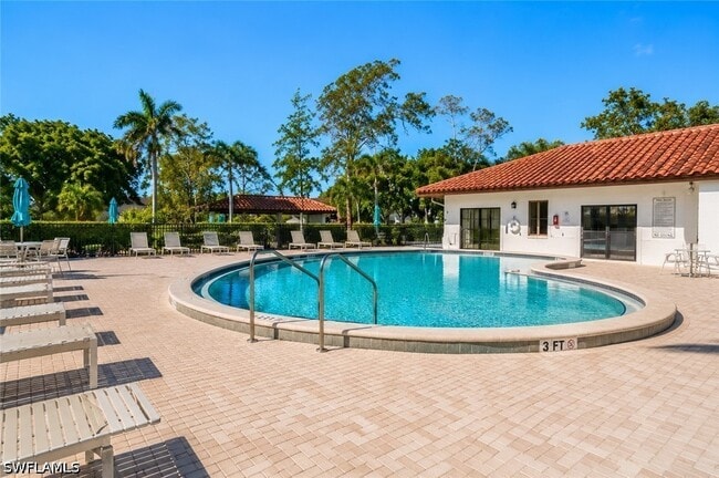 Building Photo - 1056 Forest Lakes Dr