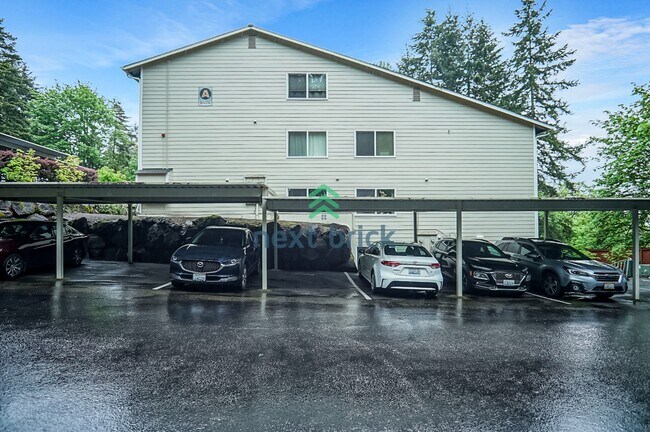 Building Photo - Charming 2 Bedroom 1 Bathroom Condo!